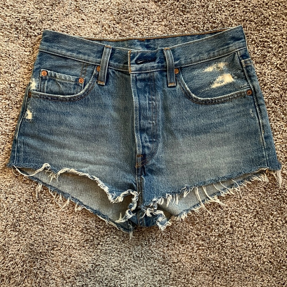 Levi’s 501 jean shorts
